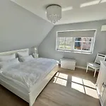 Reetdachhaus Nordstern Feriehus Garding