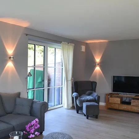 Nyaraló Reetdachhaus Nordstern *