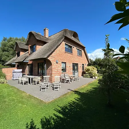 Prázdninový dům Reetdachhaus Nordstern *